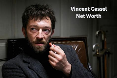 Wine & Roses Tour 2024: Vincent Cassel Intimidates Fans with a Theatrical Twist!